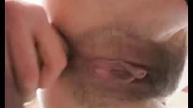 Seksi porno kaydı Küçük korkak bir orospu gibi giyinmek zorunda mı lezbiyen mobil izle