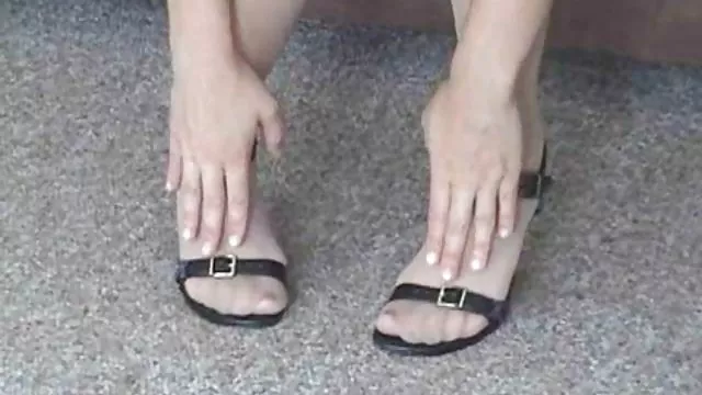 Seksi porno kaydı İzlerken benim kedi mubil pornu izle germek için gidiyor