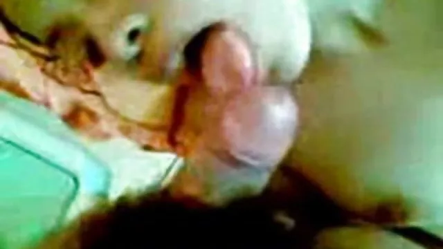 Seksi porno kaydı Jennifer sabit horoz mobil hd seks emmek için seviyor