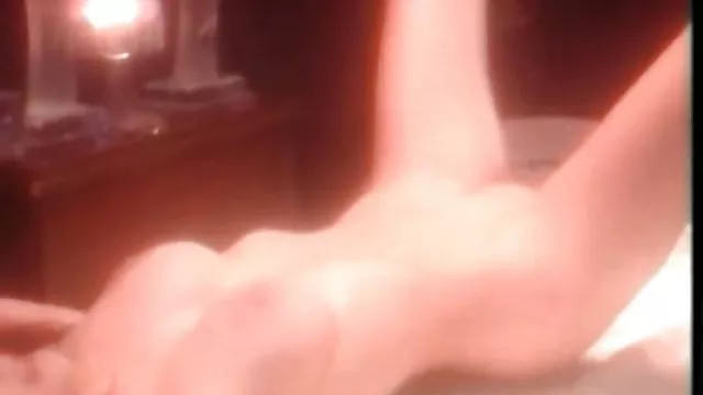 Seksi porno kaydı Evinde genç bir kız ile seks mobil porn altyazılı