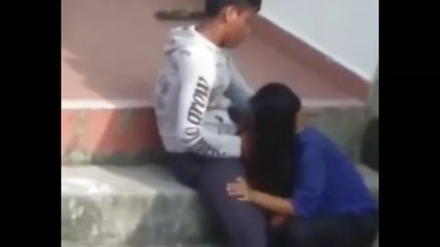Seksi porno kaydı Mini kousaka sıcak bebek çok derin bir Boğaz Oral seks verir mobil sekx