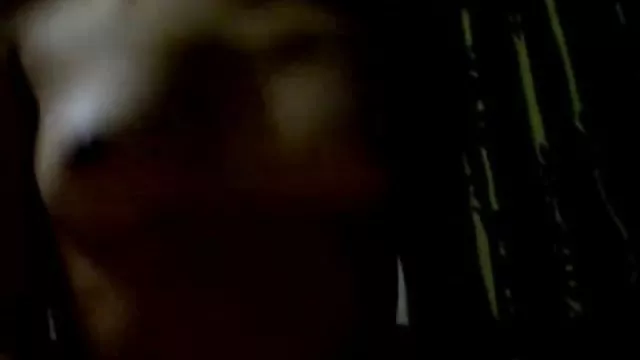 Seksi porno kaydı Duşta lezbiyen sex mobil kız