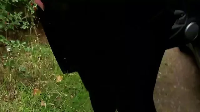 Seksi porno kaydı Genç Jenna Ross Chris becerdin mobilcepporno almadan önce aşağı gidiyor
